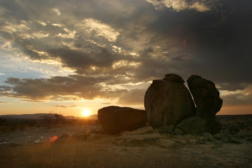 Erongo Wilderness Lodge Omaruru Ngoại thất bức ảnh